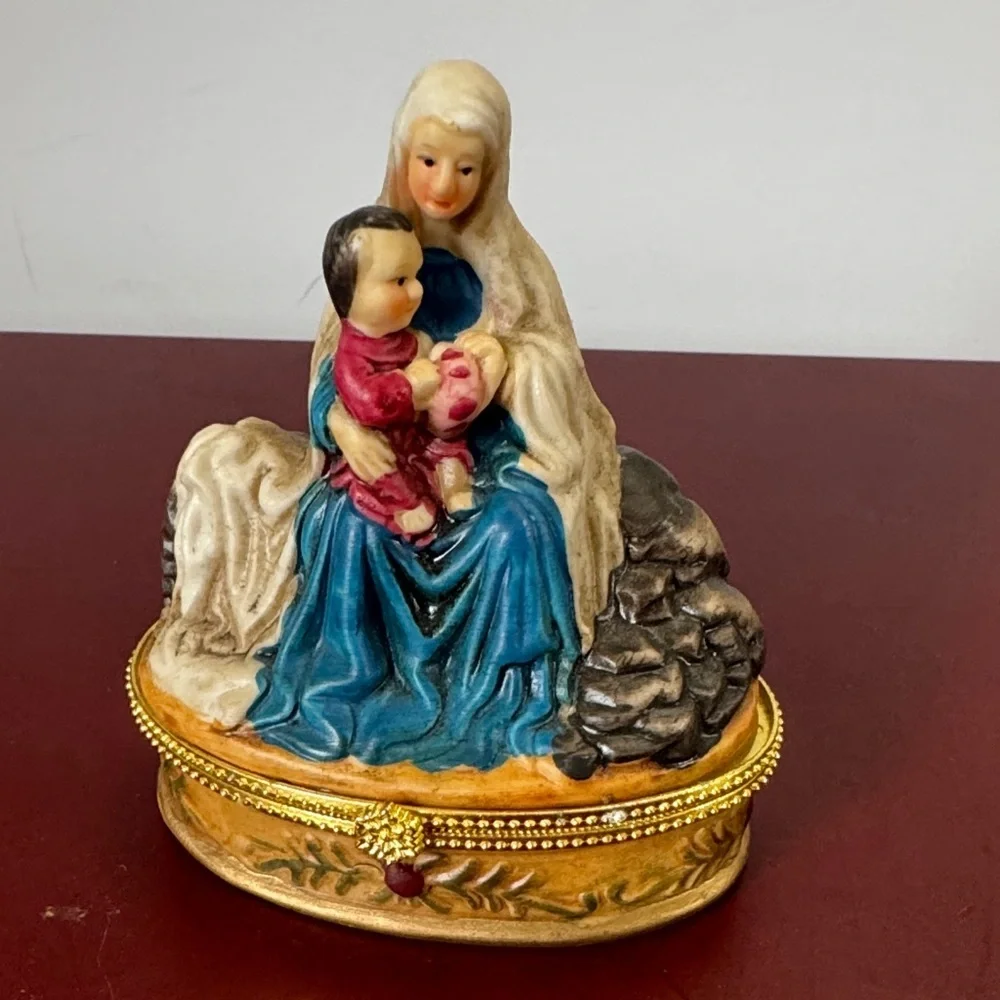 Trinket Broadcasting Network charming ceramic